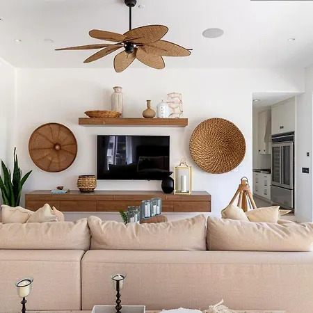 度假居 House Konus In Páros